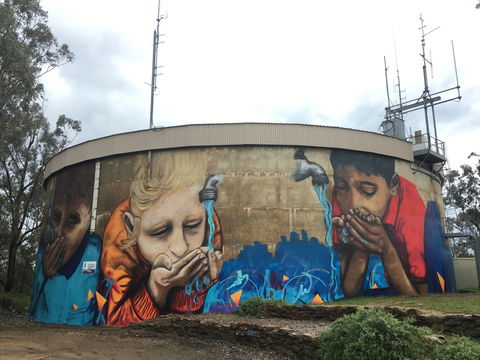 Willans Hill Water Tower Mural - Accommodation ACT 0