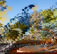 Laverton - Accommodation ACT