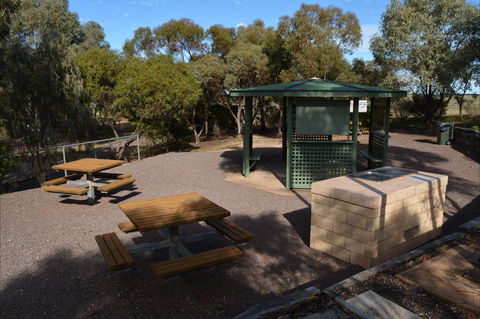 Yeldulknie Weir & Reservoir - Accommodation ACT 2