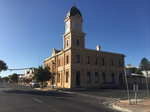 Discovering Historic Moonta Town Walk - Accommodation ACT 2