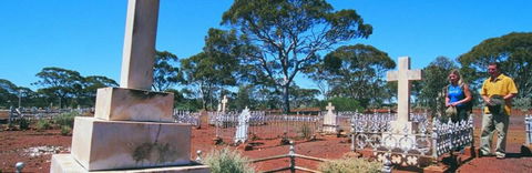 Old Pioneer Cemetery Coolgardie - Accommodation ACT 0
