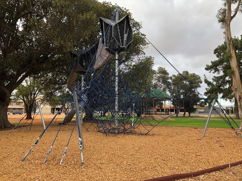 Walk In The Trees, Kadina - Accommodation ACT 1