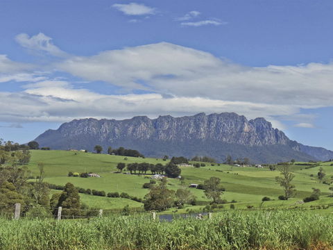Devonport, Cradle Mountain And The Great Western Tiers - Accommodation ACT 0