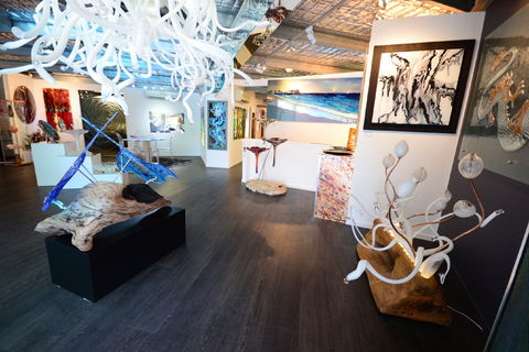 GlassXpressions Art Gallery - Accommodation ACT 2