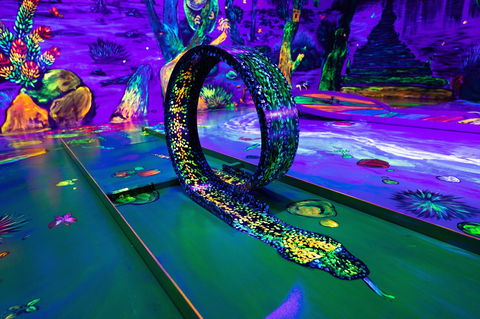 Glowing Rooms 3D Mini Golf - Accommodation ACT 2