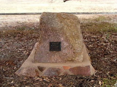 May Gibbs Tree - Accommodation ACT 0