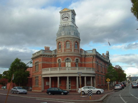 Midland Town Hall - Accommodation ACT 0
