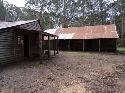 Razorback Hut - Accommodation ACT 0