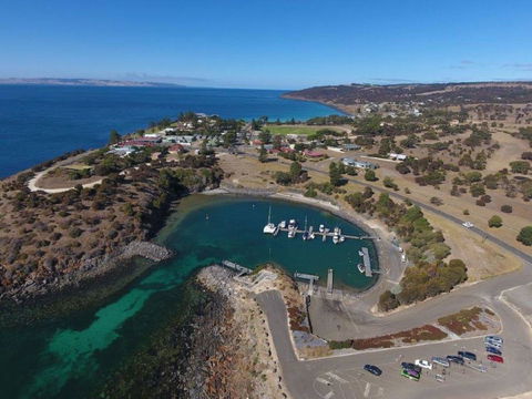 Christmas Cove - Accommodation ACT 0