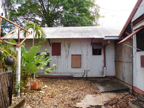 Pee Wee Camp, East Point - Accommodation ACT 2