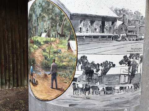 Tatong Tavern Water Tank - Accommodation ACT 1