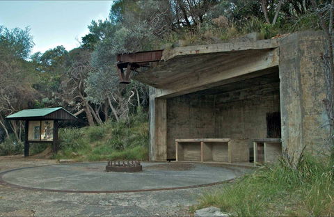 World War II Gun Emplacements - Accommodation ACT 0