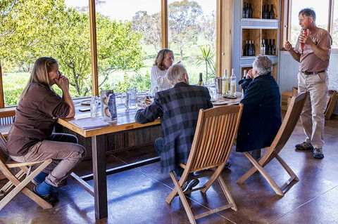 Bathurst Wine Trail Full-Day Private Tour With Tastings - Accommodation ACT 11