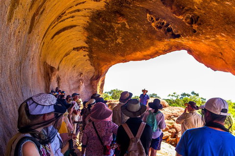 Uluru Sacred Sites Tour - Accommodation ACT 6
