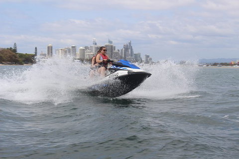 Jet Ski Rental With Free Tutorial In The Heart Of Surfers Paradise - Accommodation ACT 1