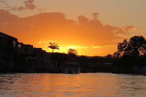 Romantic Gondola Dinner Cruise For Two - Accommodation ACT 9