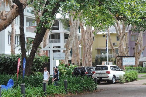 Airport Transfer - Palm Cove, Kewarra Beach & Trinity Beach To Cairns Airport - Accommodation ACT 6