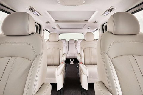 Luxury Van, Private Transfer, Palm Cove - Cairns - Accommodation ACT 1
