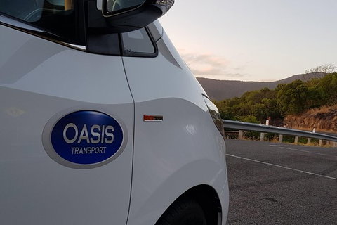 Luxury Van, Private Transfer, Palm Cove - Cairns - Accommodation ACT 2