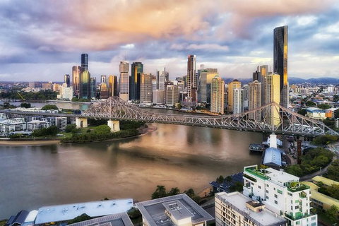 Brisbane Airport Transfers : Brisbane Airport BNE To Brisbane In Luxury Van - Accommodation ACT 4