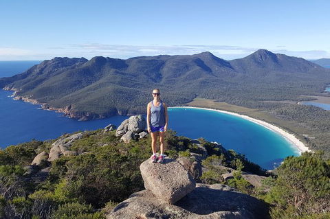 4-Day Fabulous Tasmania Tour: Wineglass Bay, Port Arthur, Devils & Bruny Island - Accommodation ACT 0
