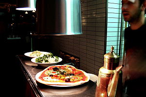 Ladro - Accommodation ACT 0