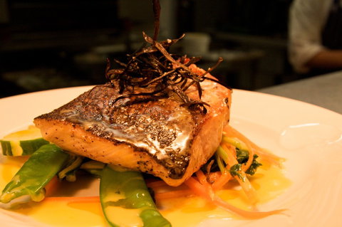 Shangri-La Gardens - Accommodation ACT 4