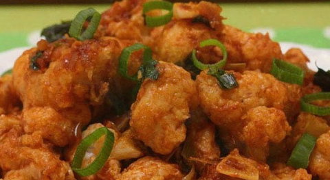 Des Indian Restaurants - Accommodation ACT 0