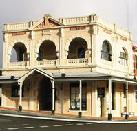 Empire Hotel - Accommodation ACT