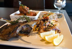 The Lounge Hotel - Accommodation ACT 0