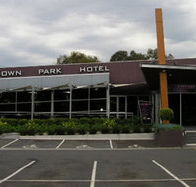 Sandown Park Hotel - Accommodation ACT
