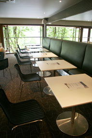 The Commodore Hotel - Accommodation ACT 2