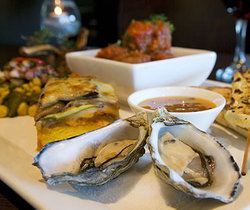 The Lounge Hotel - Accommodation ACT 3