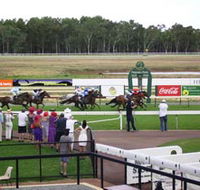Pinjarra Race Club - Accommodation ACT