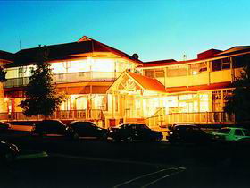 Loxton Community Hotel Motel - Accommodation ACT 0