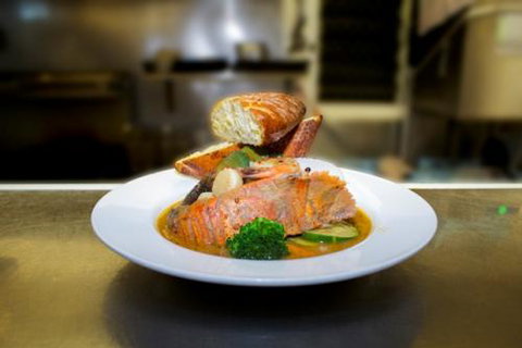 KBR’s Licensed Restaurant - Accommodation ACT 2