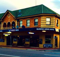 Queens Arms Hotel - Accommodation ACT