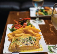 Dollys Bar  The Hibiscus Tavern - Accommodation ACT