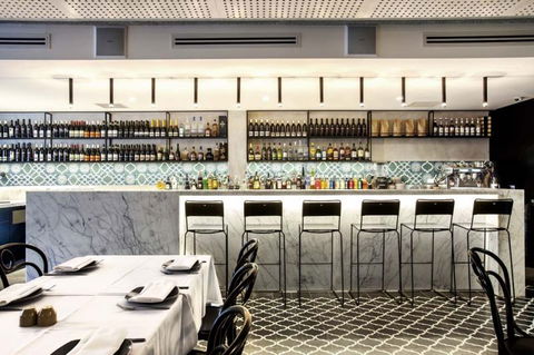 Zahli Modern Middle Eastern Restaurant - Accommodation ACT 4