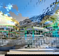 Rolling Surf Resort - Accommodation ACT