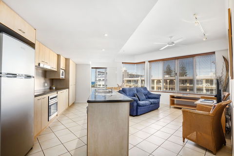Rolling Surf Resort - Accommodation ACT 4