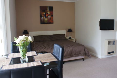 Shearwater Cottages - Accommodation ACT 4