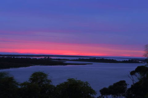 Absolute Lakes Entrance - Accommodation ACT 2