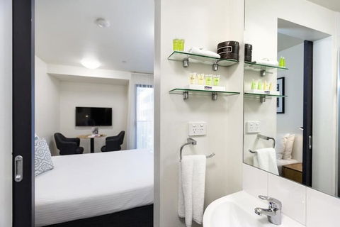 City Edge North Melbourne - Accommodation ACT 6