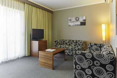 Quality Hotel Dickson - Accommodation ACT 5
