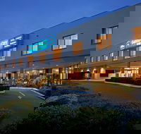 Garden City Hotel Best Western Signature Collection - Accommodation ACT
