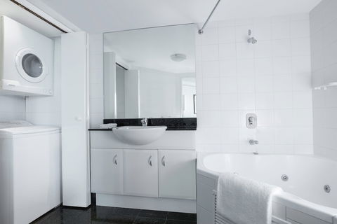 Mantra Parramatta - Accommodation ACT 6