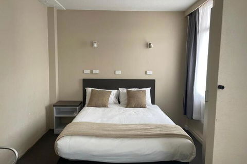 Astor Hotel Motel - Accommodation ACT 7