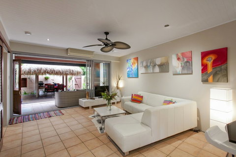 L'Auberge Noosa - Accommodation ACT 6