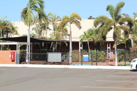 Karratha Central Apartments - Accommodation ACT 0